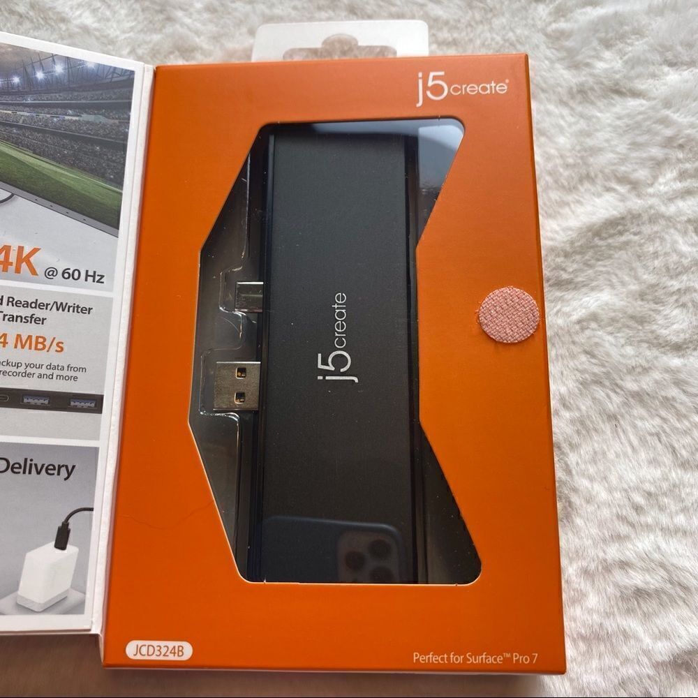 J Create Ultra Drive Minidock For Surface Pro 7 - Picture 10 of 11